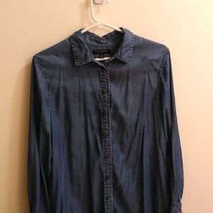 Banana Republic Parker denim-like lyocell button up shirt
